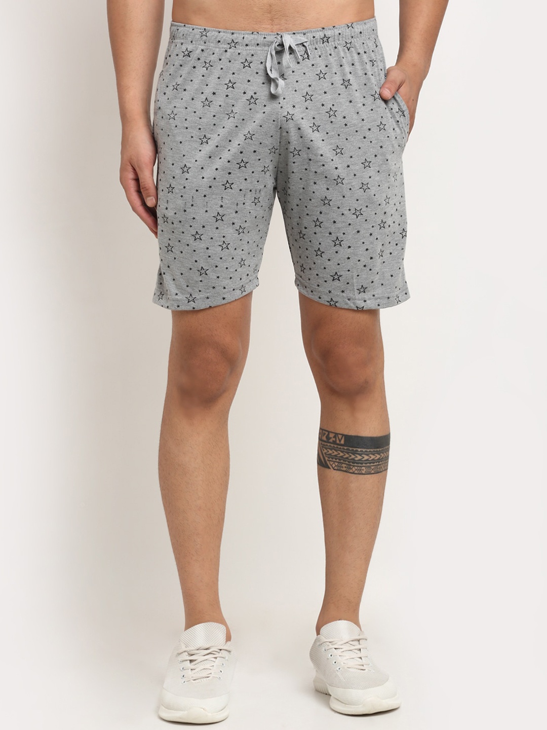 

MACK JONNEY Men Grey Printed Shorts