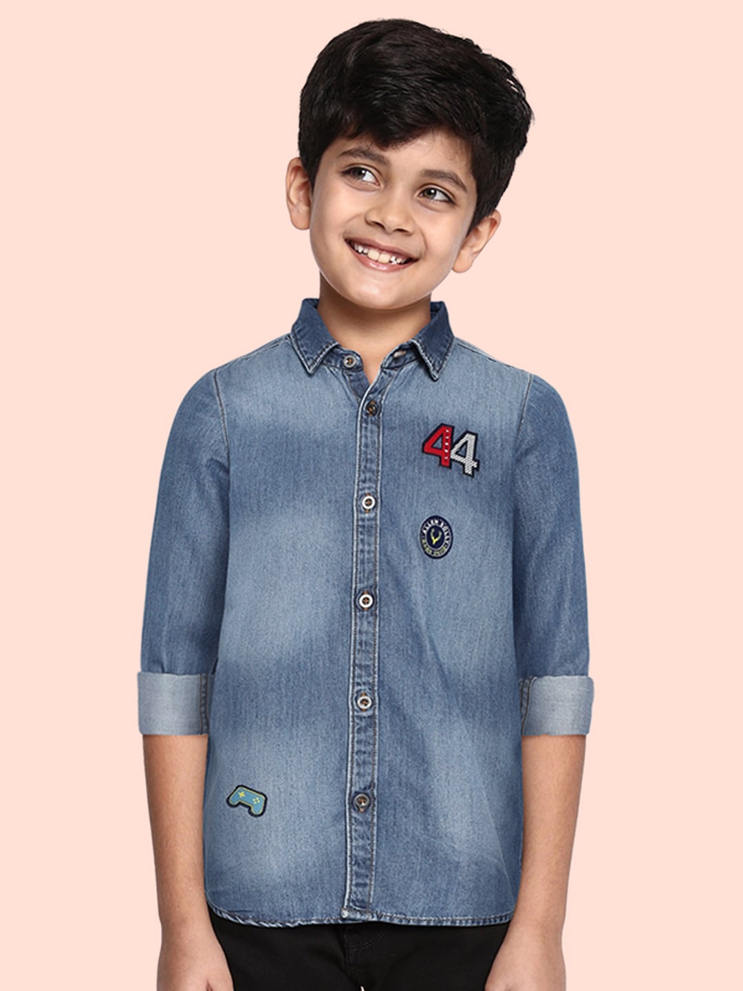 

Allen Solly Junior Boys Blue Faded Pure Cotton Casual Shirt