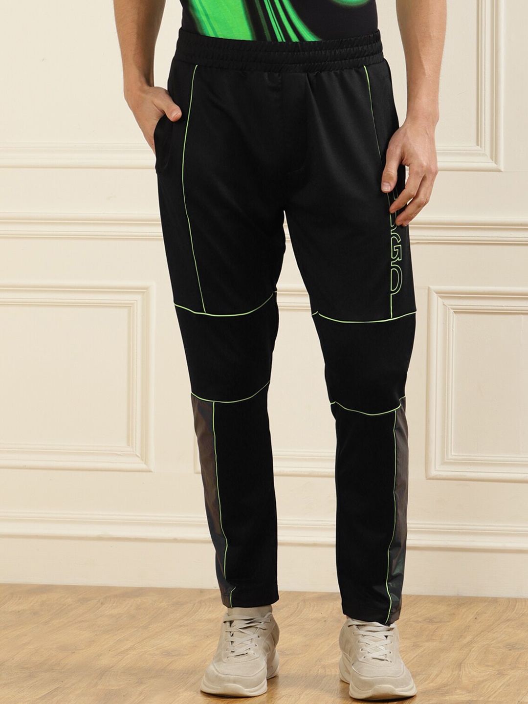 

HUGO Men Black Regular Fit Training or Gym Cotton Track Pants