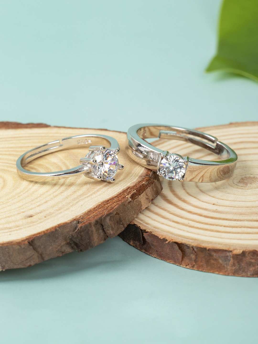 

Arendelle Silver-Plated & White Stone Studded Couple Finger Ring
