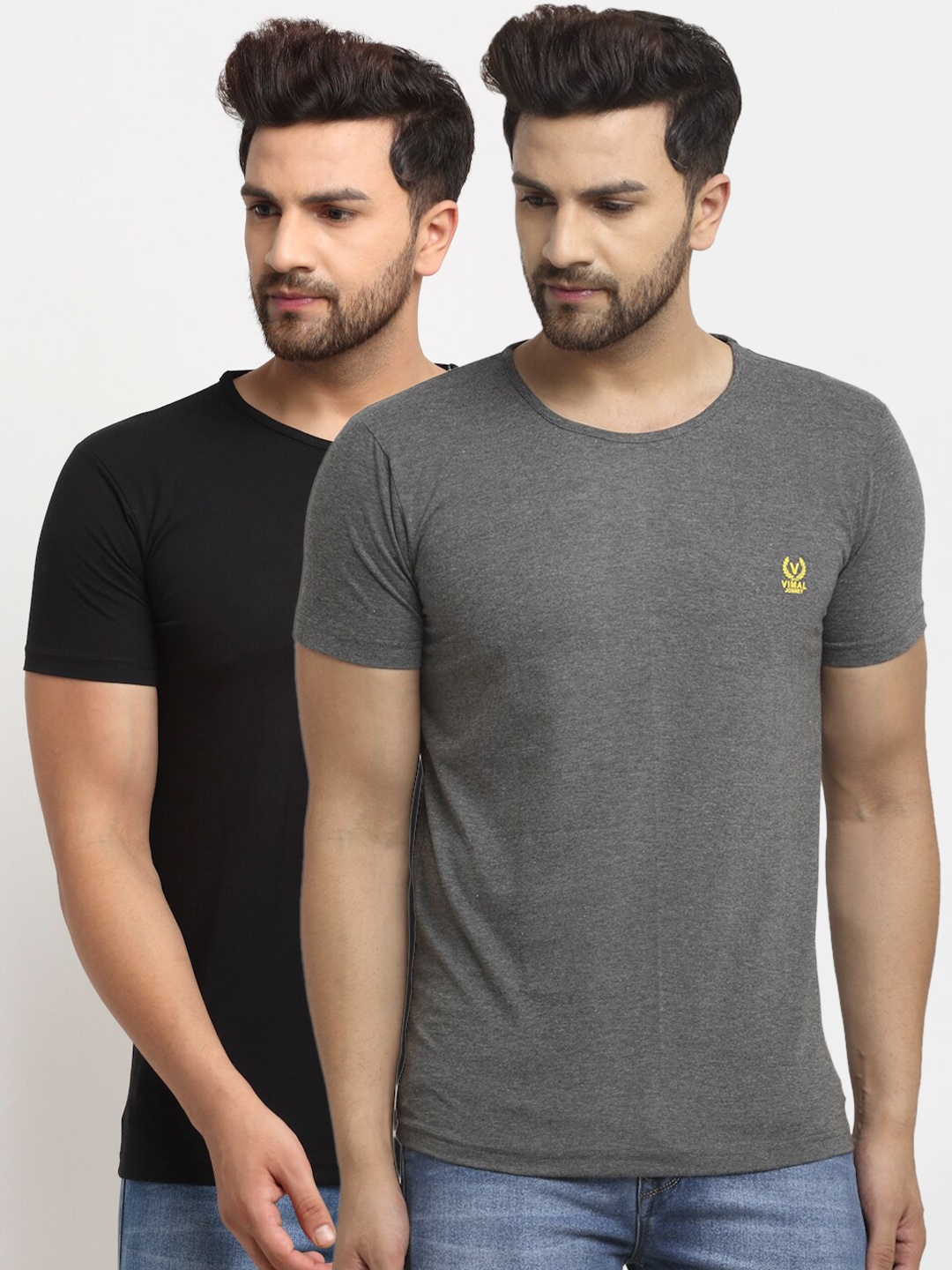 

MACK JONNEY Men Solid Grey & Black T-shirt Pack of 2
