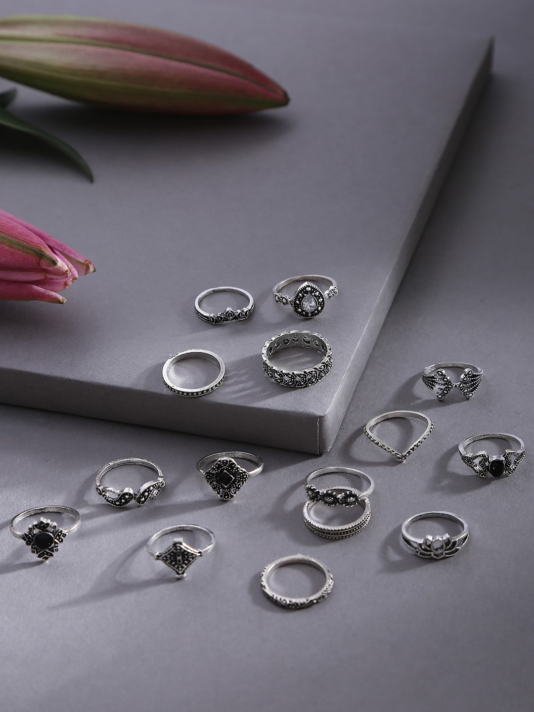 

SOHI Set Of 15 Oxidized Silver-Plated Finger Ring