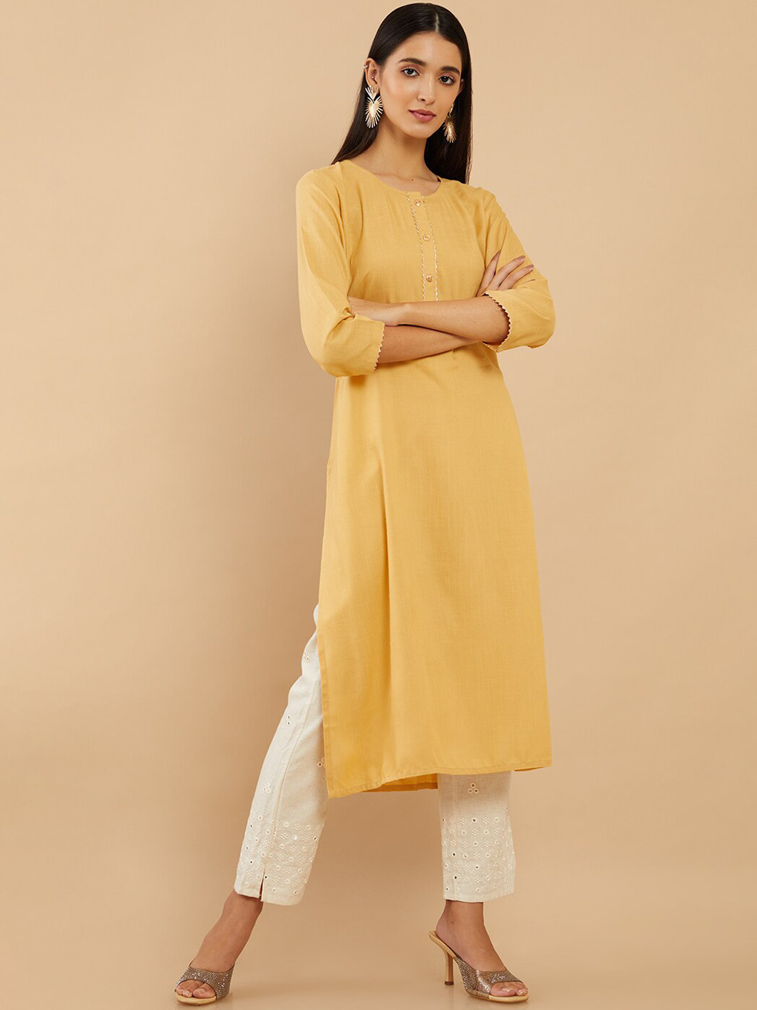 

Soch Women Beige Solid Straight Fit Kurta