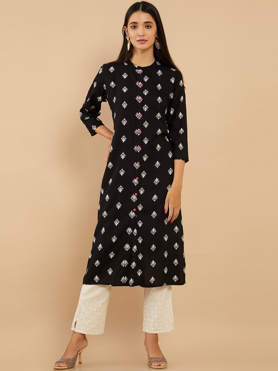 

Soch Women Black Damask Printed Straight Fit Kurta