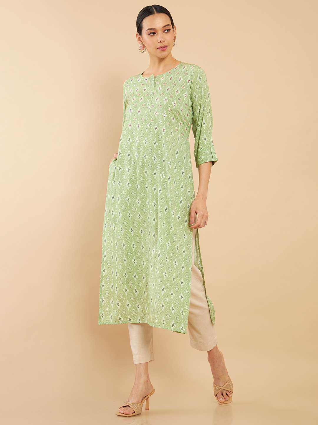 

Soch Women Green Ikat Print Straight Fit Kurta