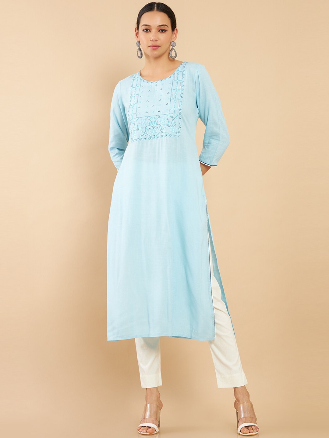 

Soch Women Blue Floral Embroidered Kurta