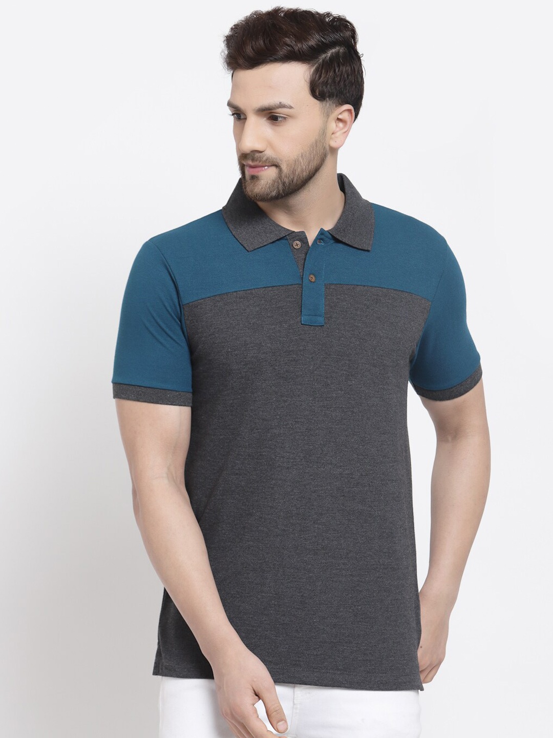 

Kalt Men Grey & Teal Green Colourblocked Polo Collar T-shirt