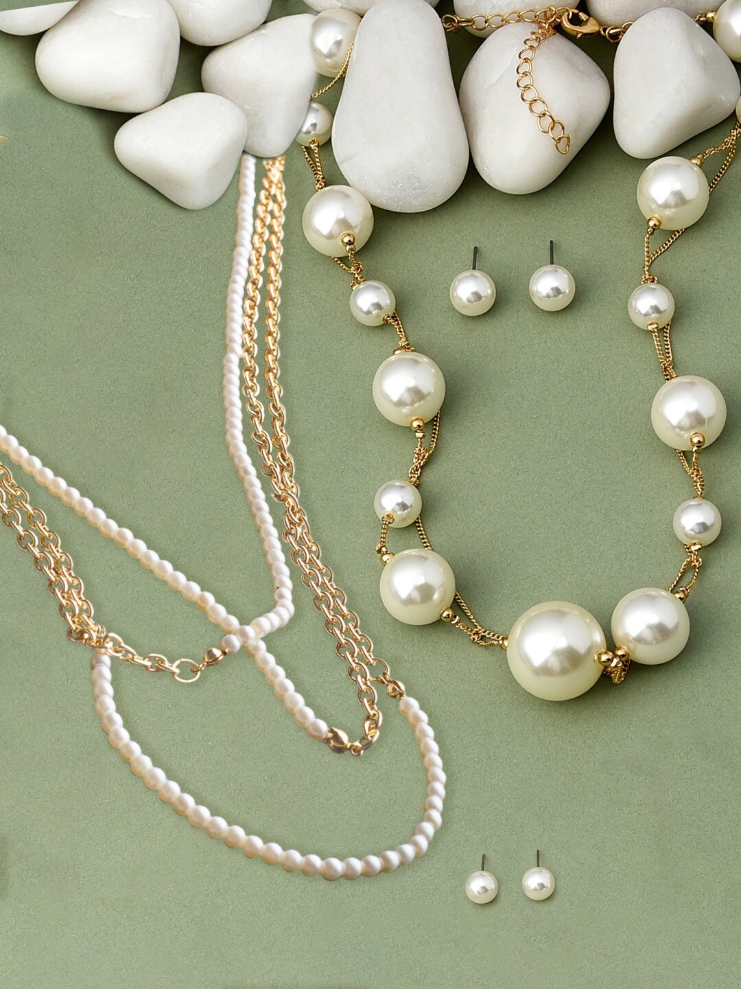 

AMI Gold-Toned & White Gold-Plated Set of 2 Layered Chain with Studded Earrings