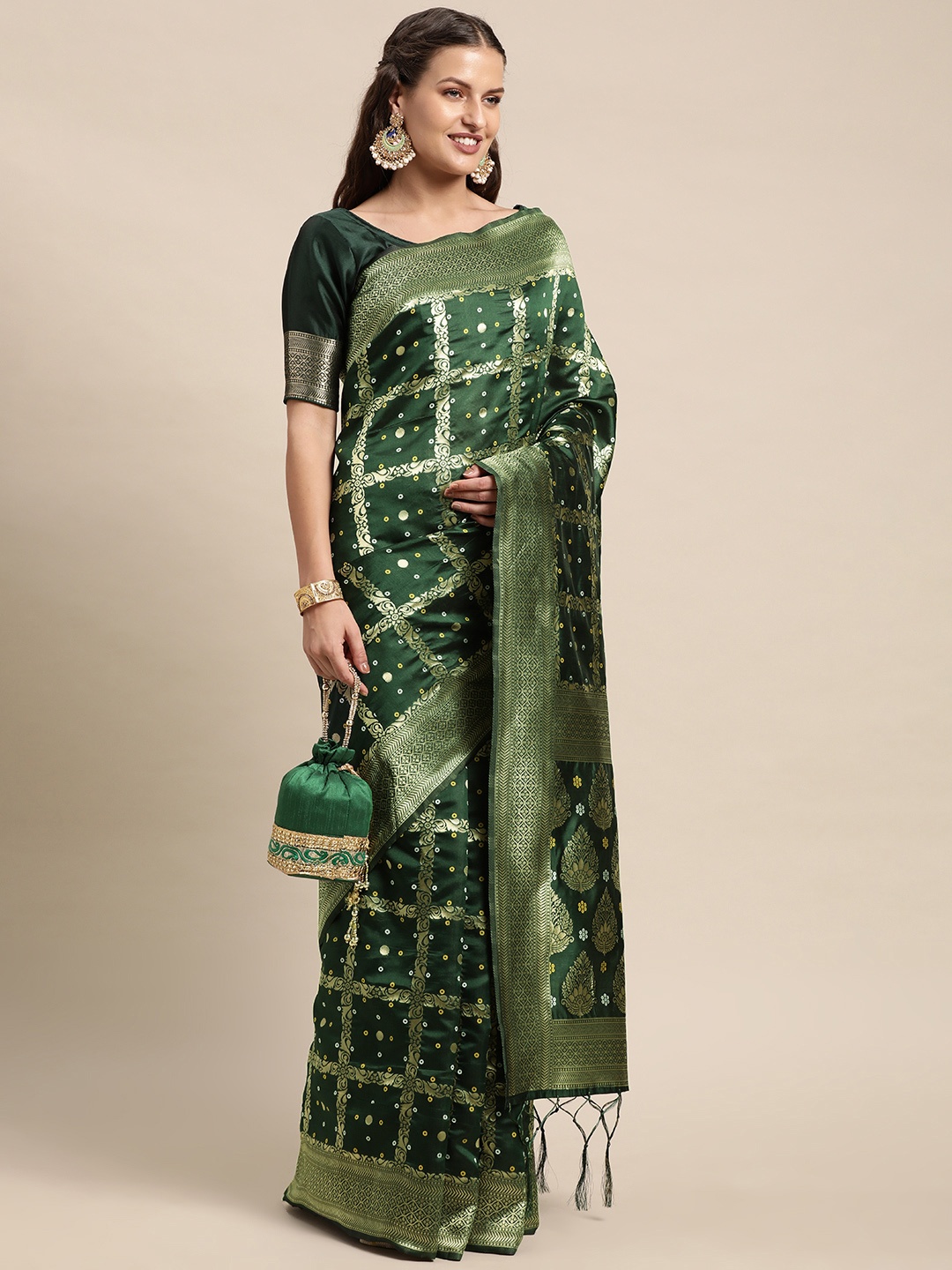 

DIVASTRI Green & Gold-Toned Ethnic Motifs Zari Art Silk Banarasi Saree