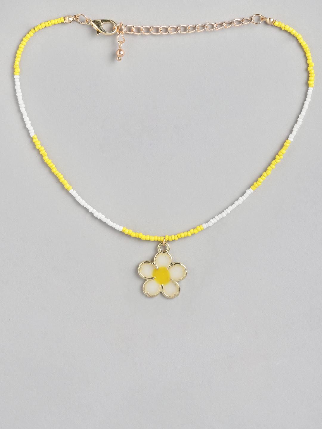 

Blueberry KIDS Girls White & Yellow Gold-Plated Handcrafted Beaded Floral Charm Necklace