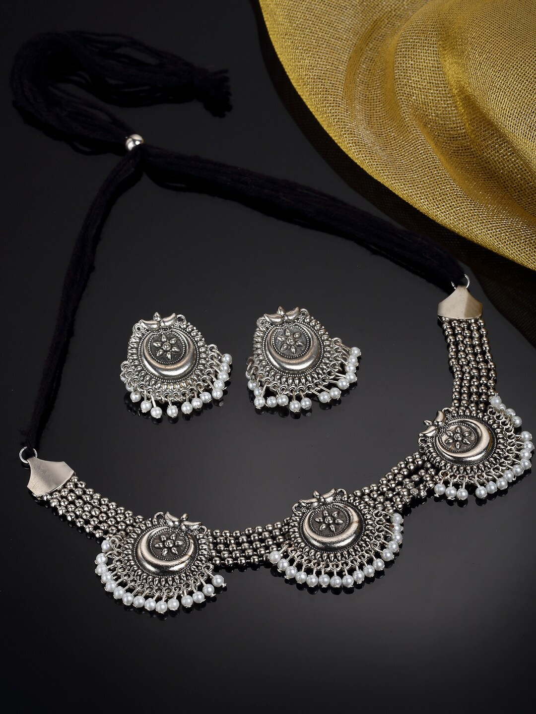 

Arrabi Silver-Toned & White Oxidised Jewellery Set
