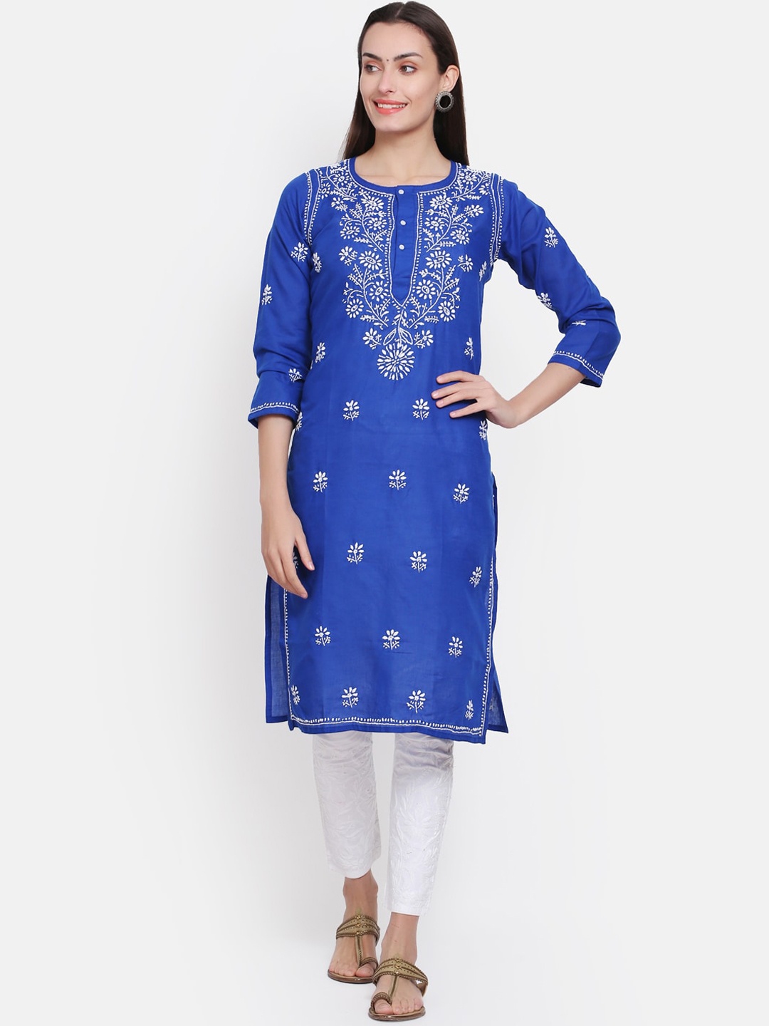 

PARAMOUNT CHIKAN Women Blue Embroidered Chikankari Cotton Straight Kurta