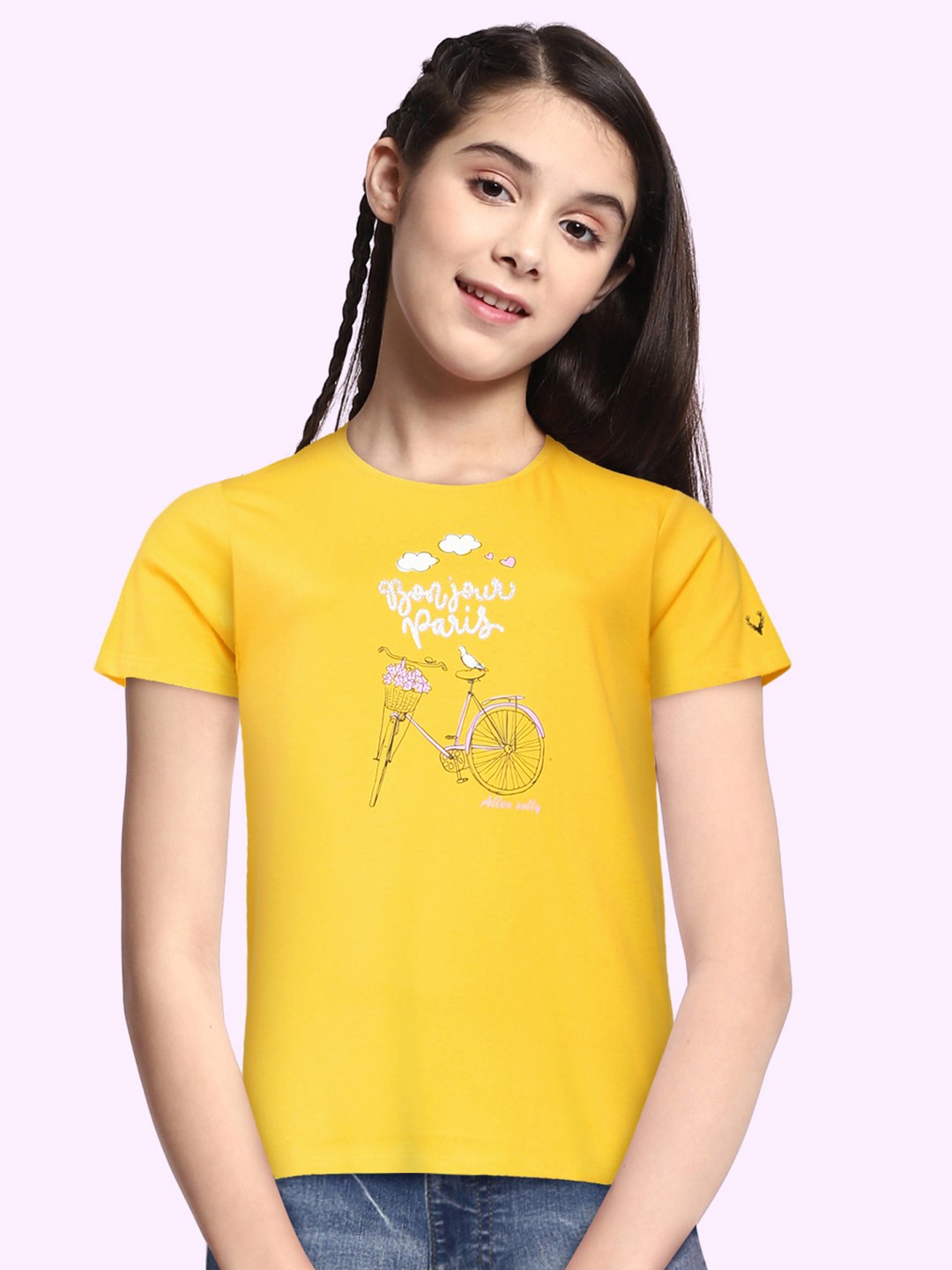 

Allen Solly Junior Girls Yellow Printed Pure Cotton T-shirt
