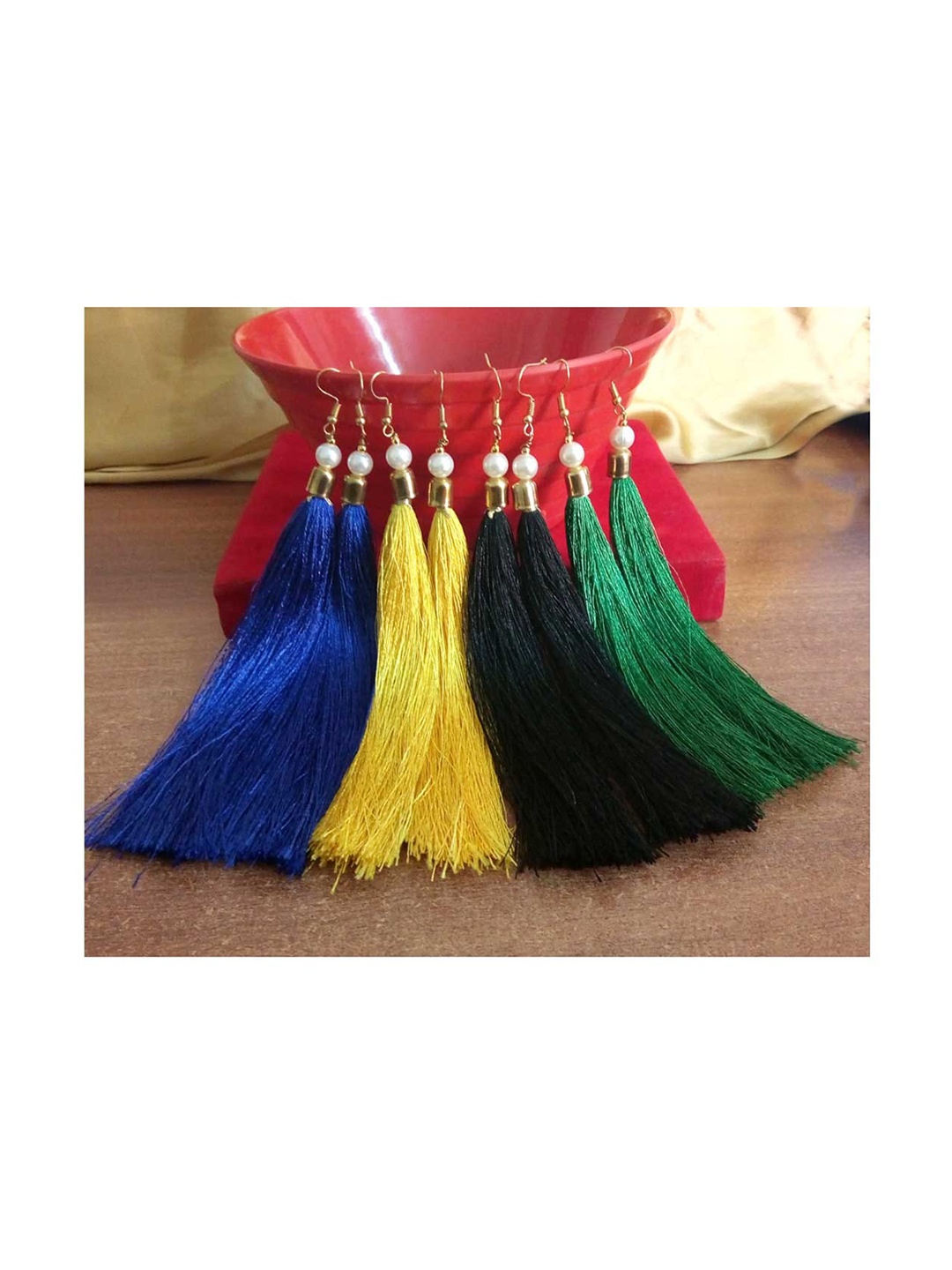 

RICH AND FAMOUS Set Of 4 Gold-Plated Contemporary Tasselled Drop Earrings