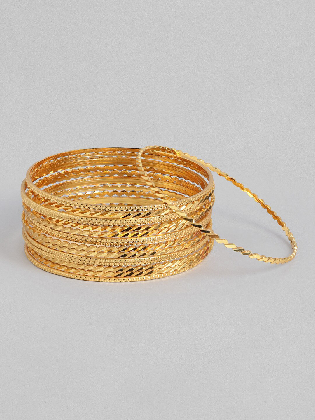 

AccessHer Set Of 16 Gold-Plated Bangles