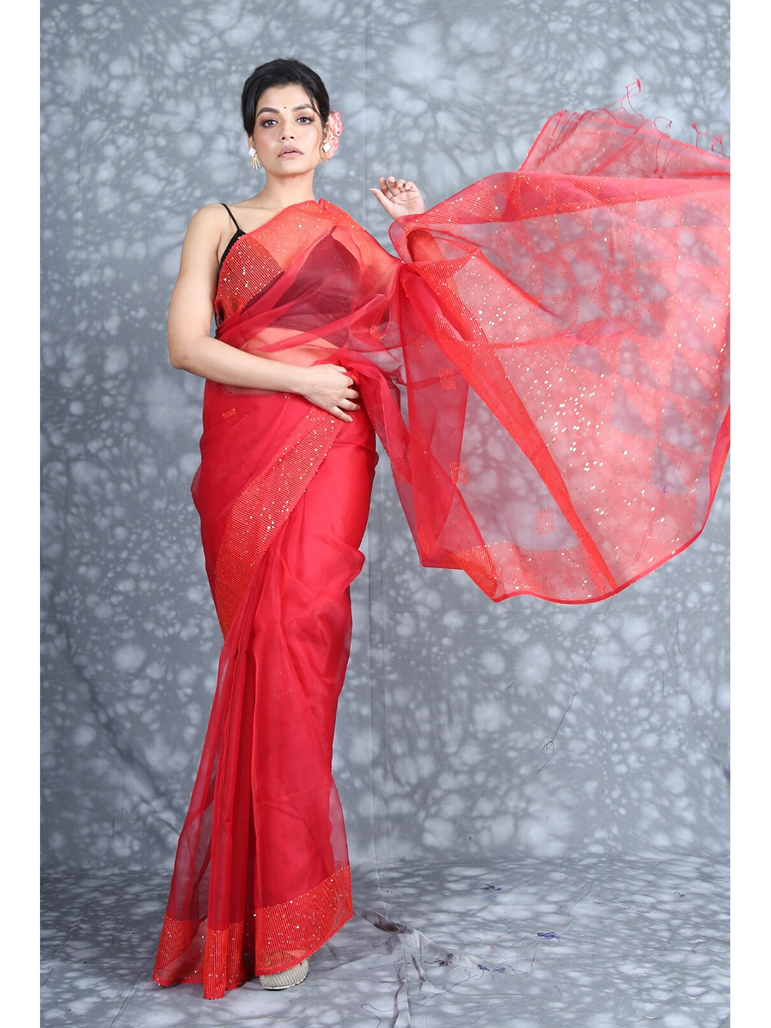 

Charukriti Red & Silver-Toned Embellished Pure Silk Saree