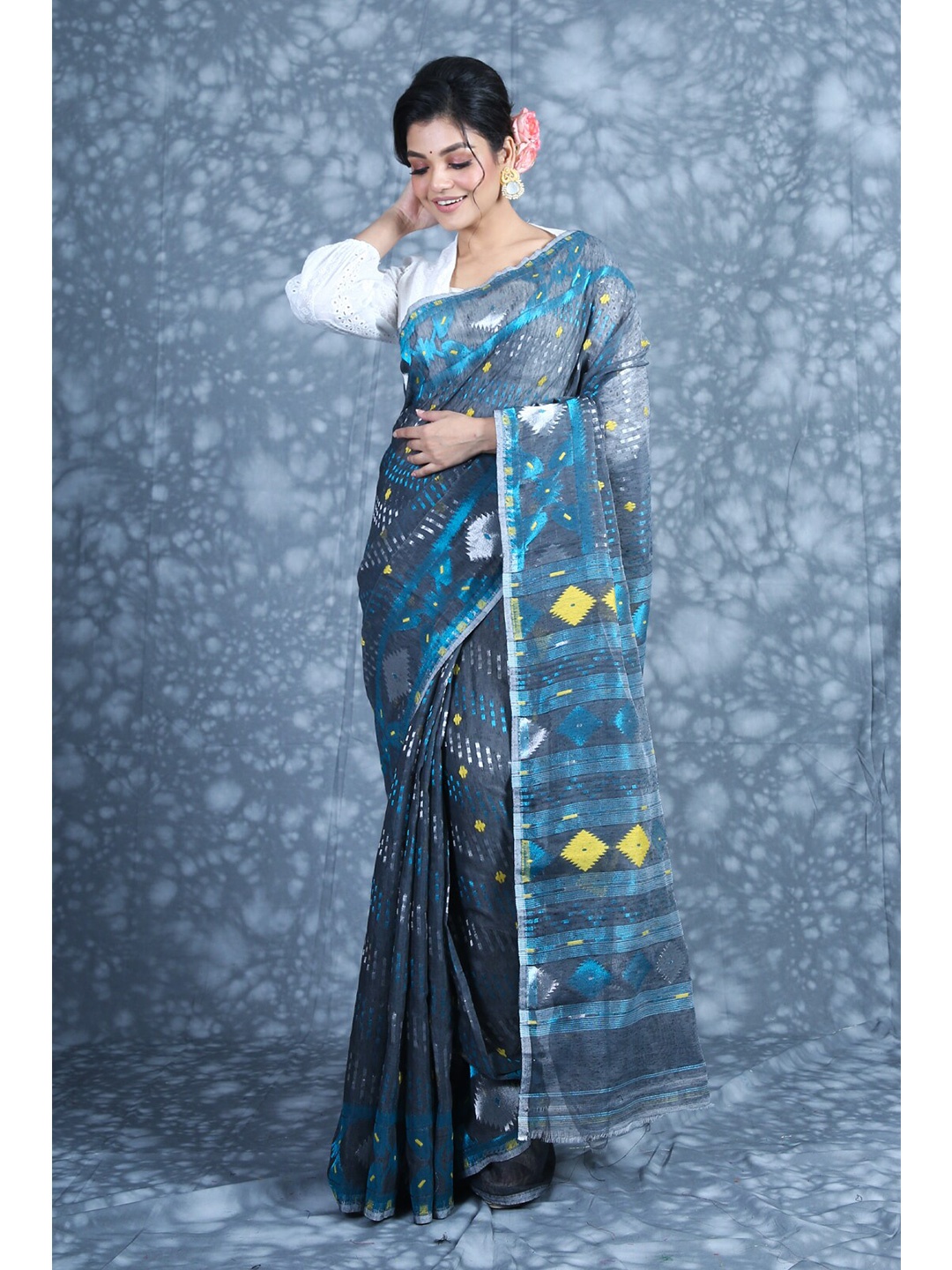 

Charukriti Grey & Blue Woven Design Silk Cotton Jamdani Saree