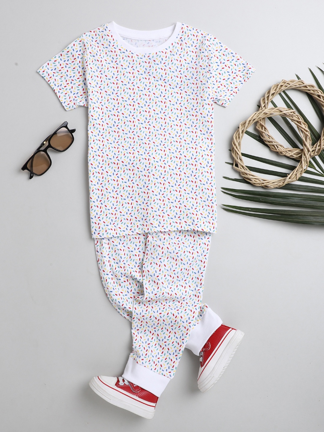 

BUMZEE Boys White & Blue Printed Night suit