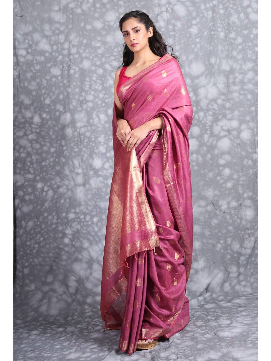 

Charukriti Pink & Gold-Toned Woven Design Pure Silk Saree