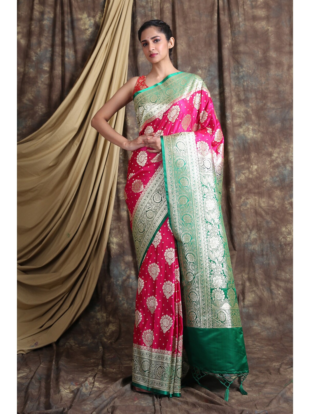

Charukriti Pink & Green Woven Design Zari Pure Silk Saree