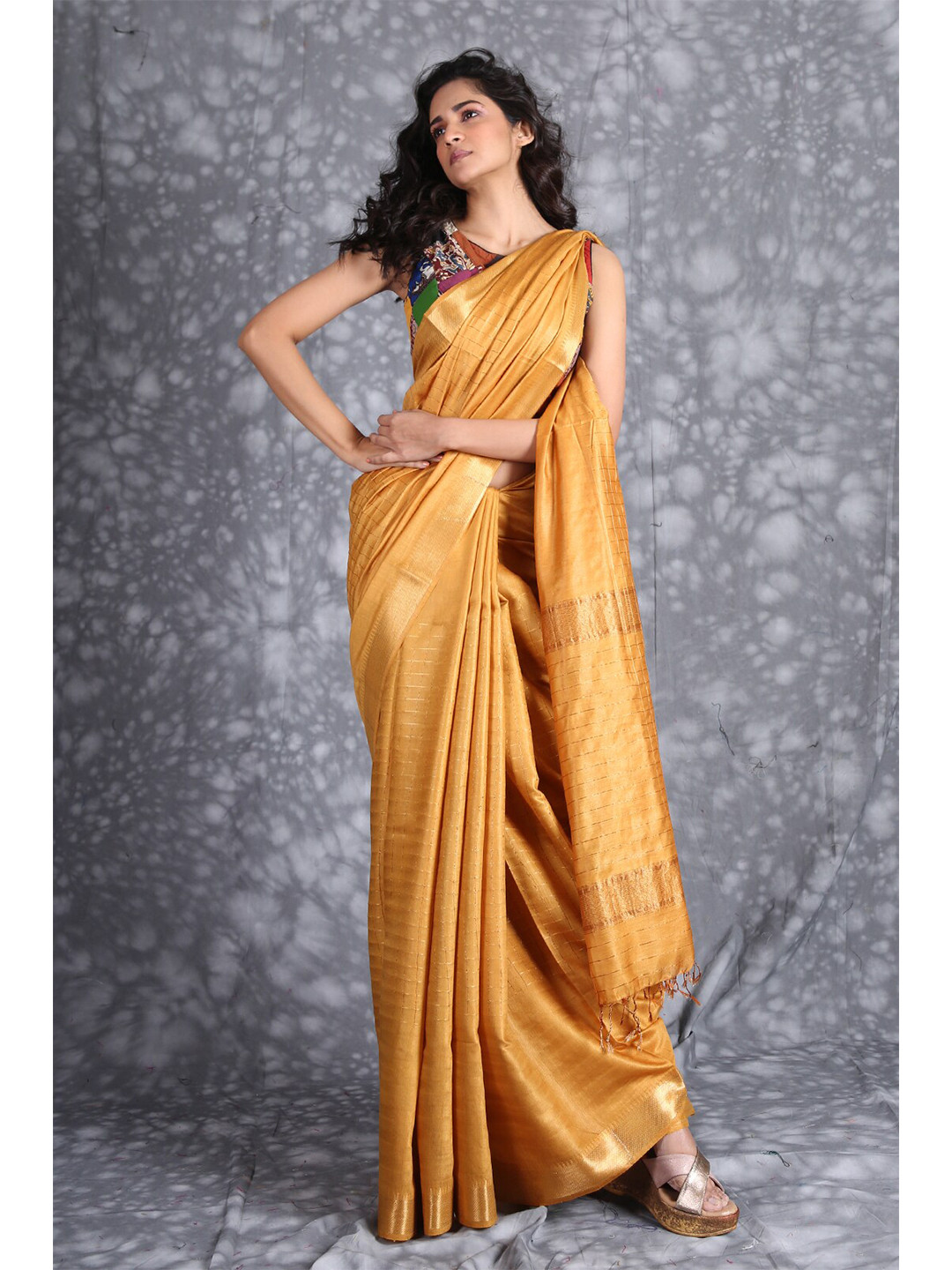

Charukriti Yellow & Gold-Toned Checked Zari Pure Silk Saree