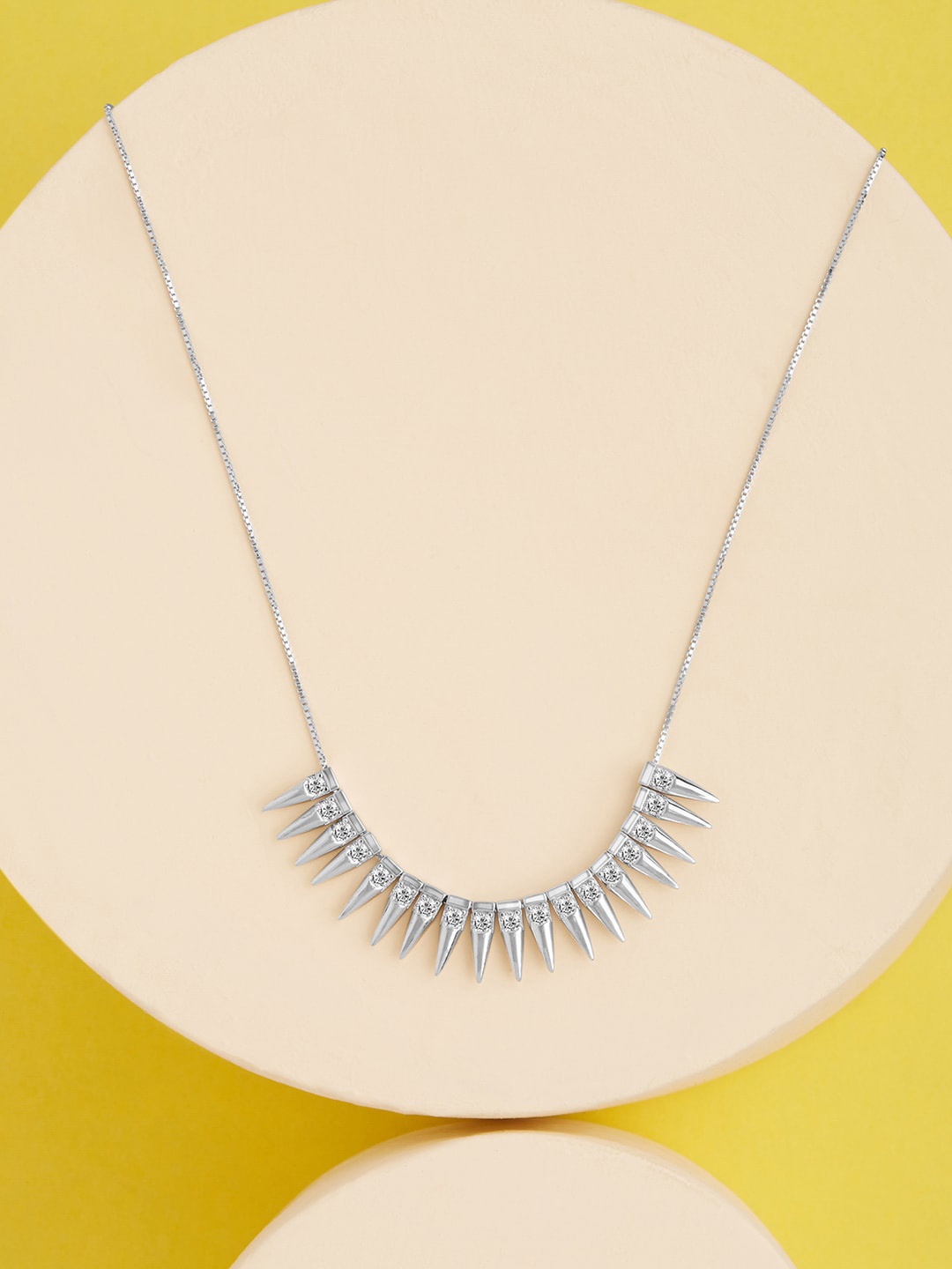 

GIVA 925 Sterling Silver Rhodium Plated Studded Spikes Necklace