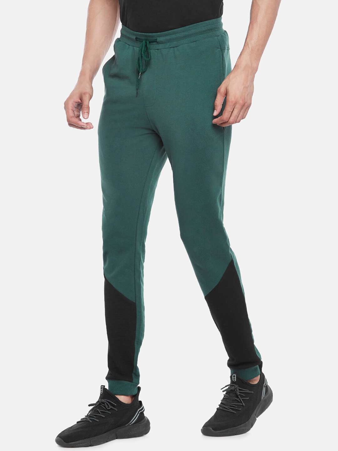 

Ajile by Pantaloons Men Green & Black Colourblocked Slim-Fit Pure Cotton Joggers