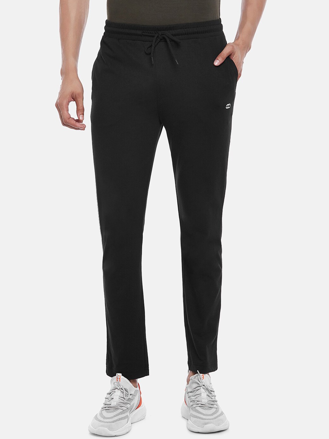 

Ajile by Pantaloons Men Black Solid Slim-Fit Track Pants