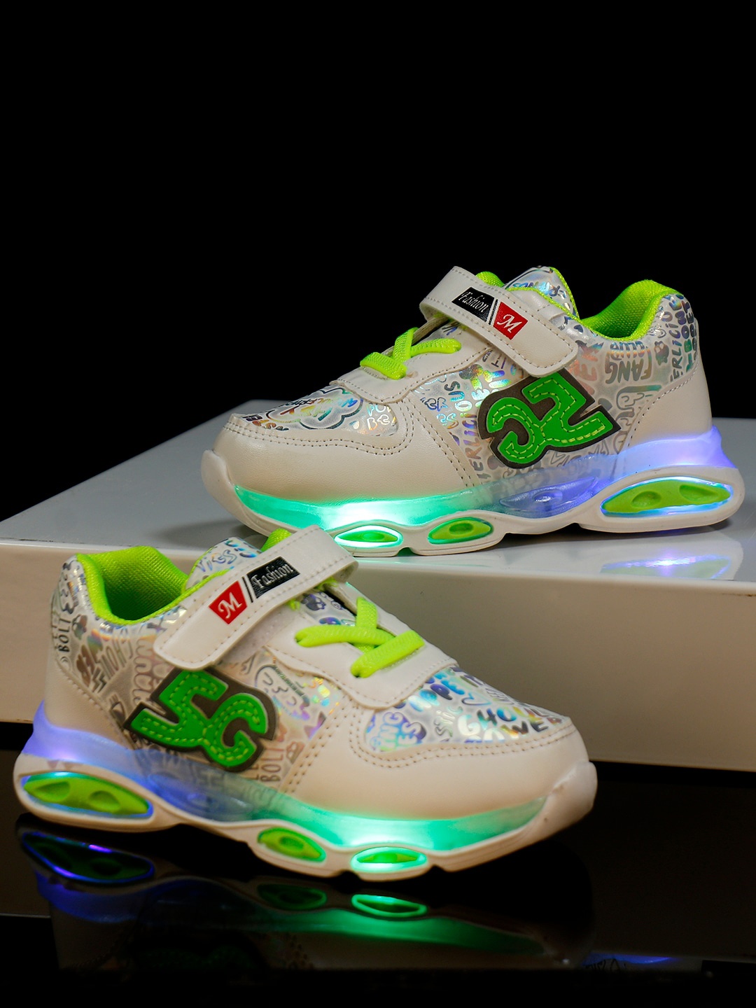 

PASSION PETALS Kids White & Green Printed PU Lightweight LED Sneakers