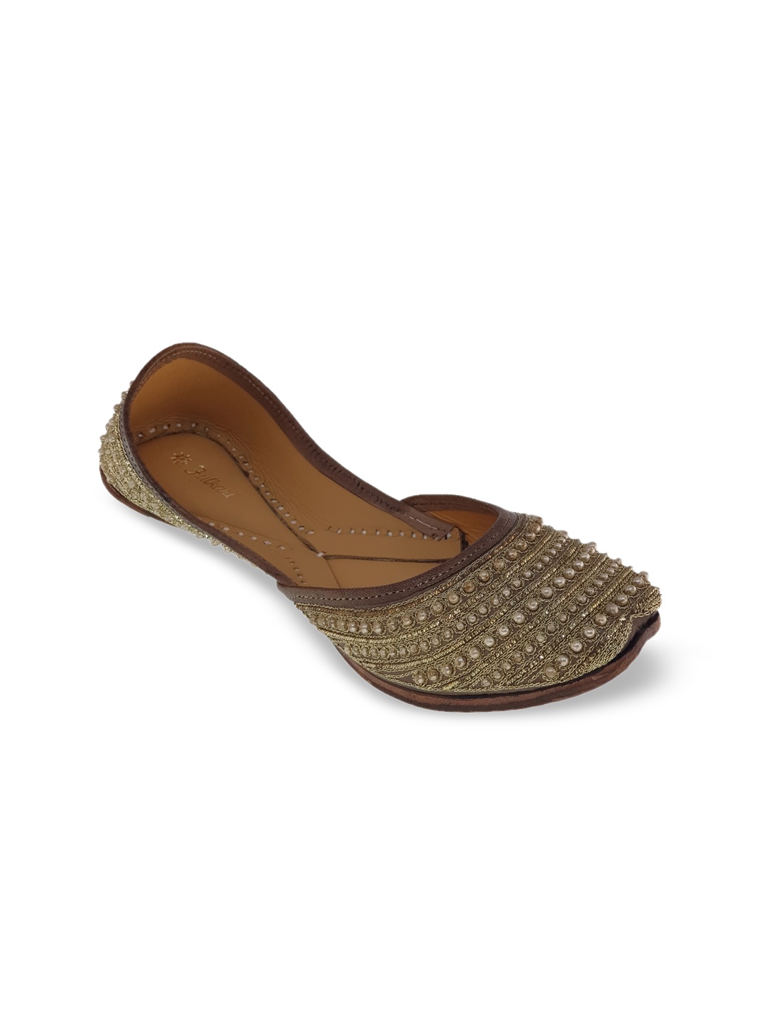 

Fulkari Women Brown & Gold-Toned Embellished Leather Ethnic Mojaris Flats