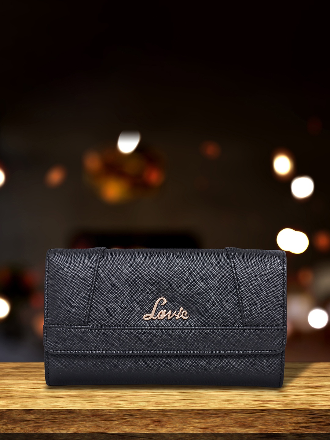 

Lavie Juru Women Black Three Fold Wallet