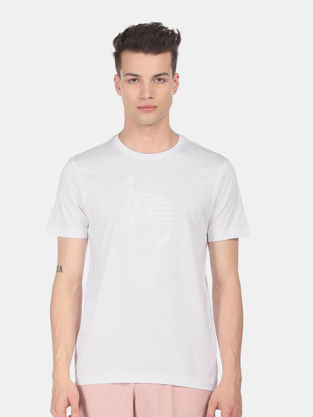 

Arrow Men White Cotton Regular Fit T-shirt