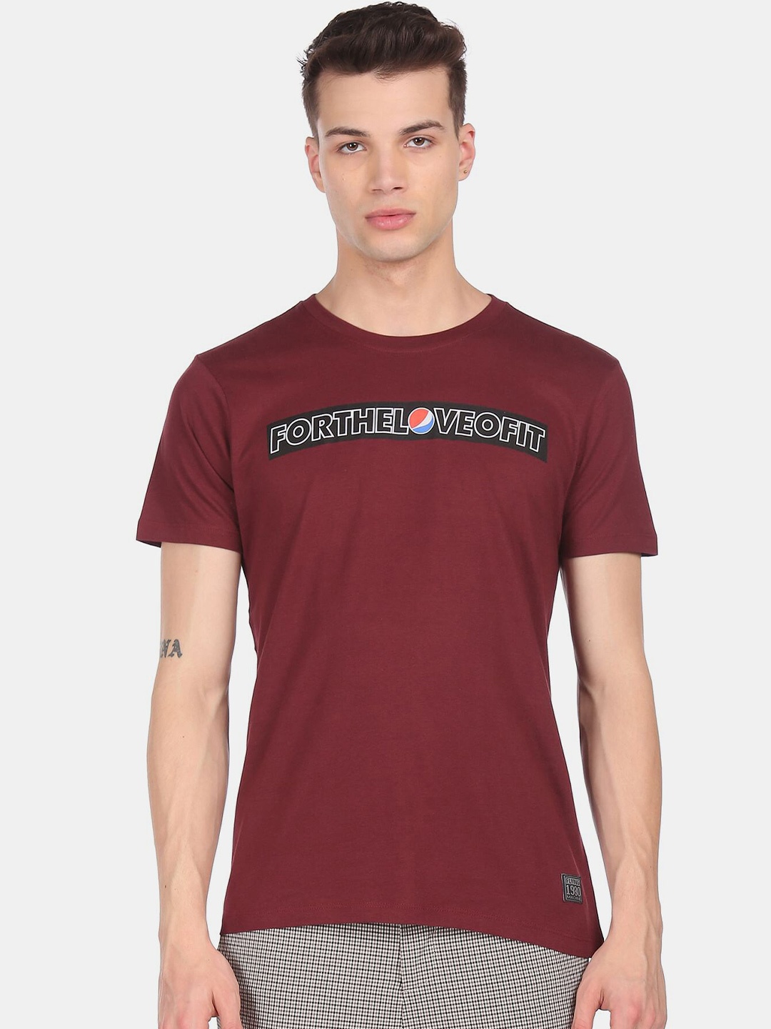 

Flying Machine X Pepsi Men Maroon & Black Printed Round Neck Pure Cotton T-shirt