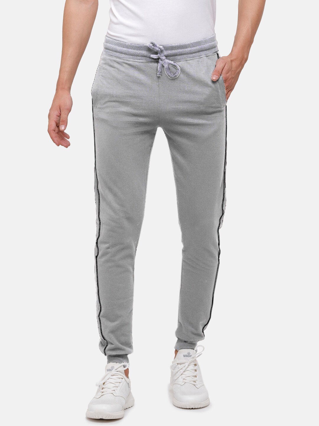 

MADSTO Men Grey Melange Solid Slim-Fit Joggers
