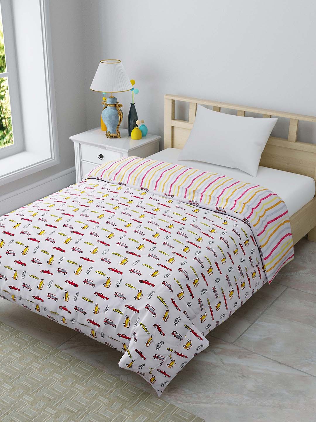 

JAIPUR FABRIC White & Pink 150 GSM Single Bed Kids Reversible Comforter