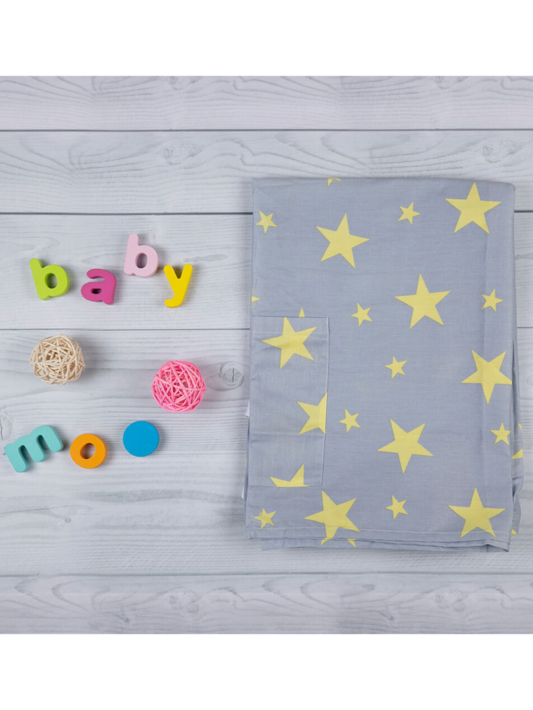 

Baby Moo Unisex Kids Grey & Yellow Printed Nursing Cover