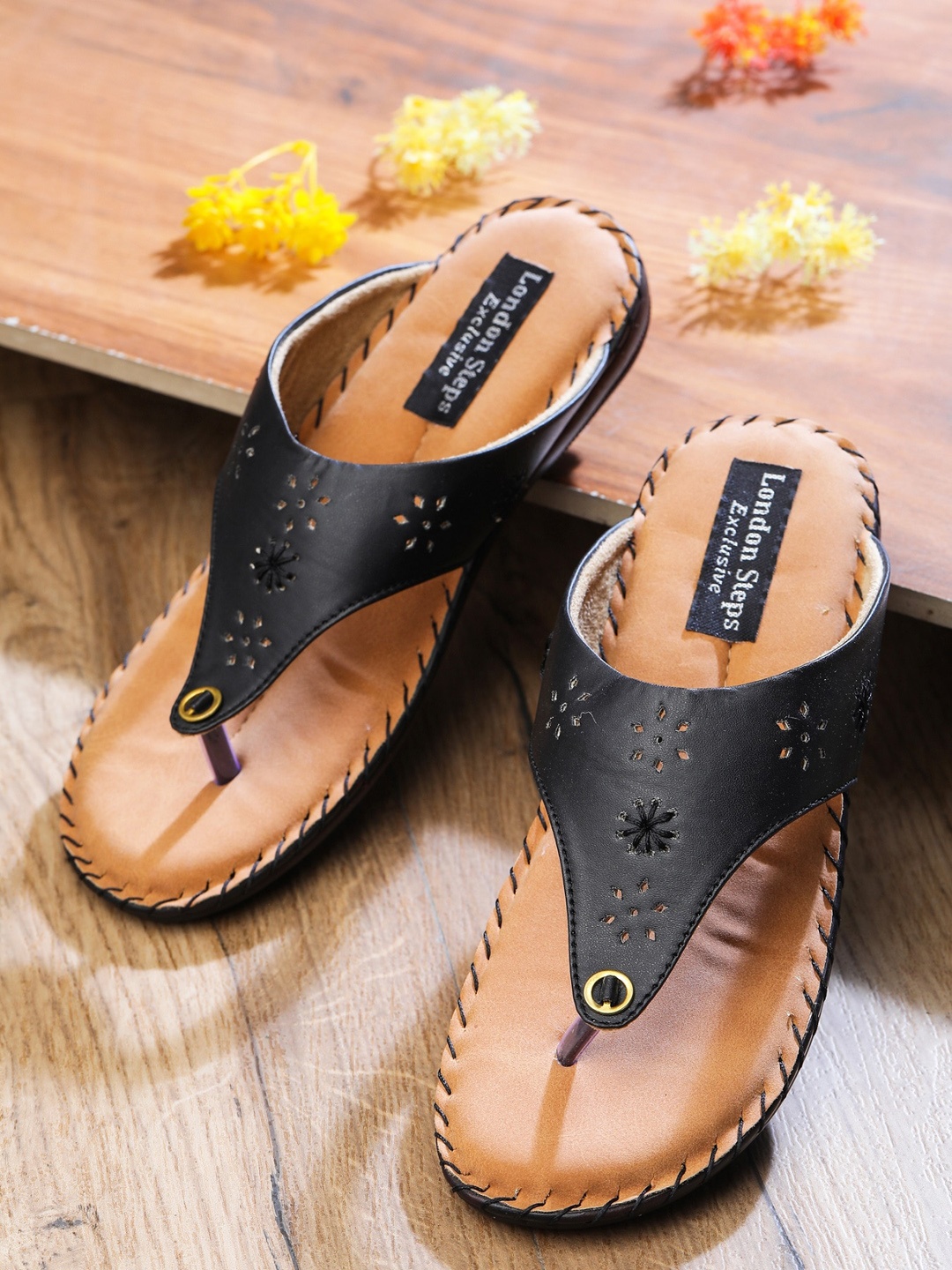 

LONDON STEPS Black Comfort Heels