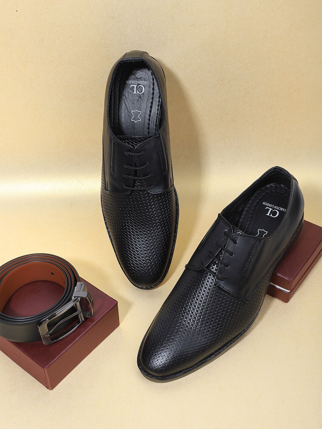 

Carlton London Men Black Solid Leather Formal Derbys