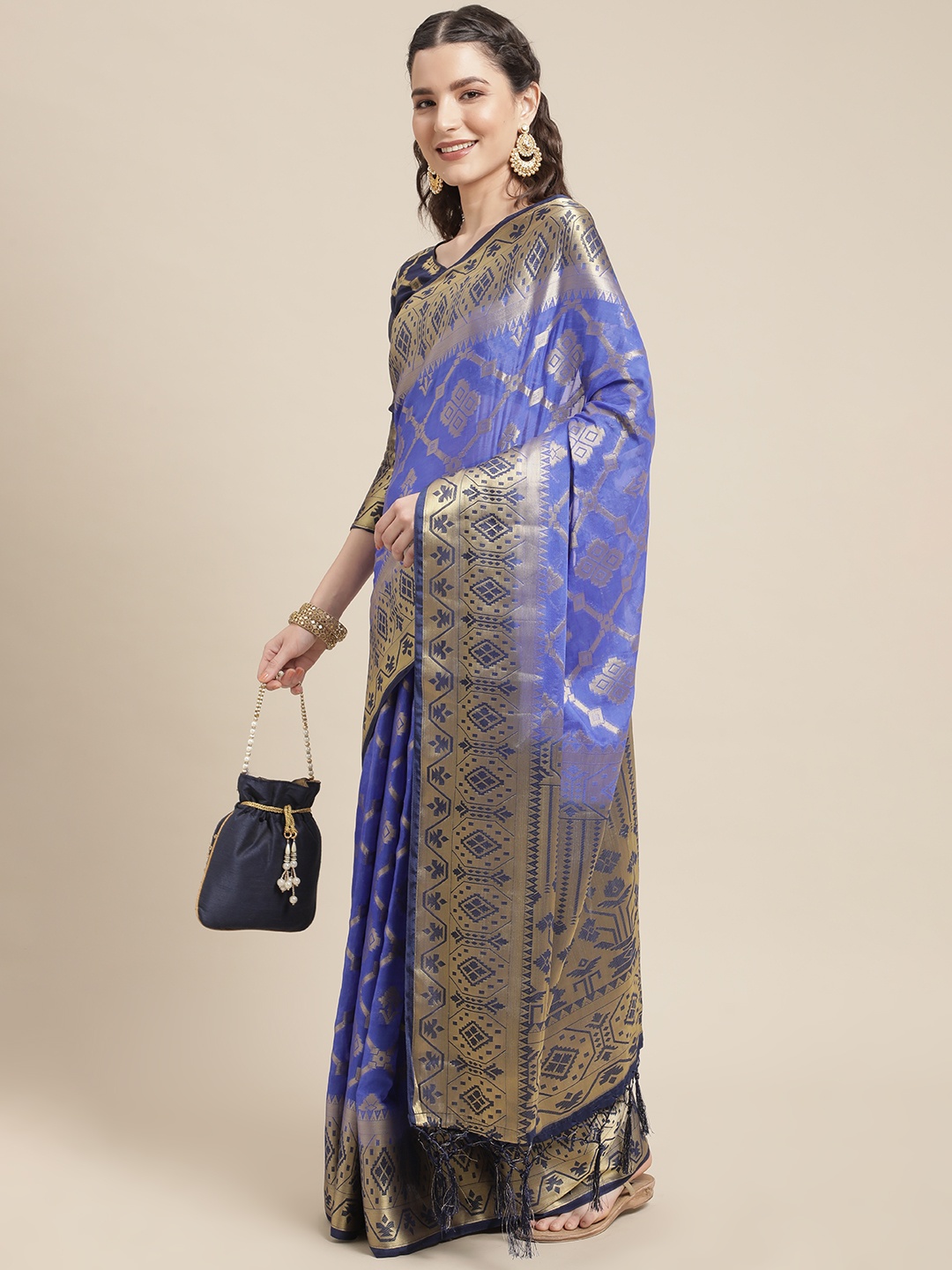 

Mitera Navy Blue & Gold-Toned Geometric Woven Design Silk Blend Saree