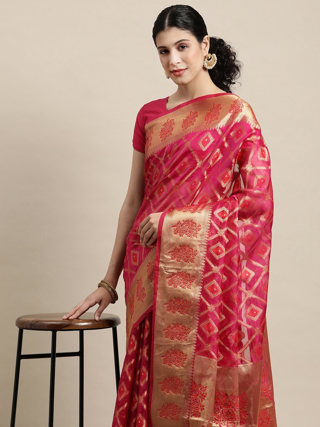 

Saree Swarg Pink & Red Zari Organza Banarasi Sarees