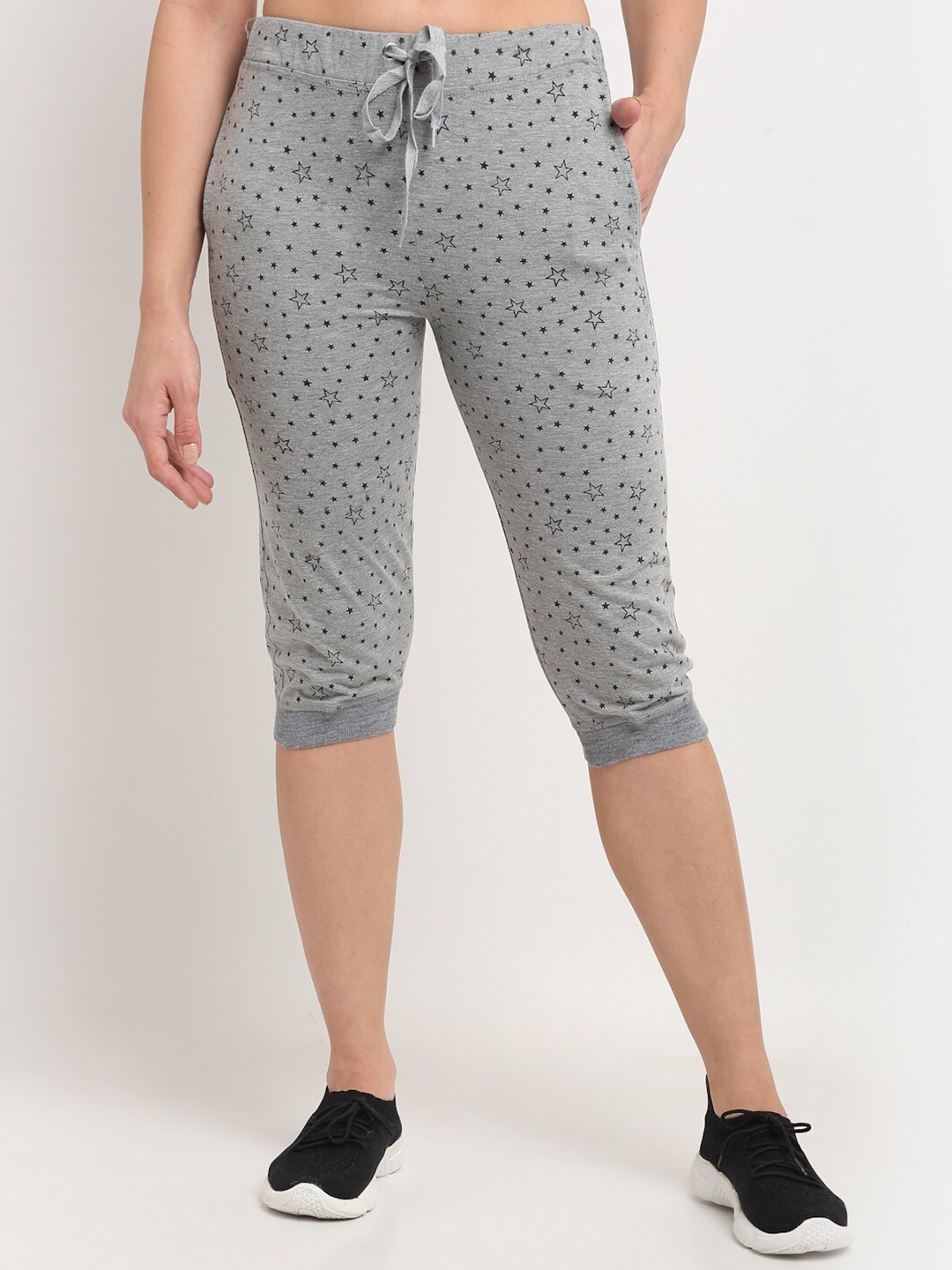 

VIMAL JONNEY Women Grey Printed Sports Capris