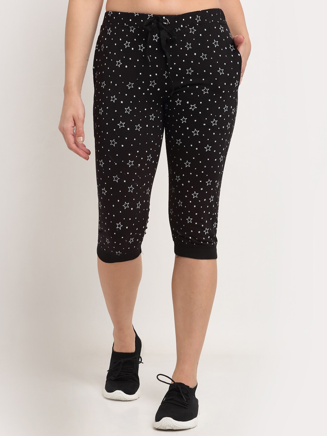 

MACK JONNEY JONNEY Women Black Printed Capris Track Pants