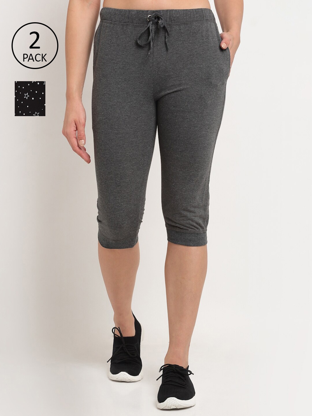 

VIMAL JONNEY Women Grey & Black Set Of 2 Printed Capris