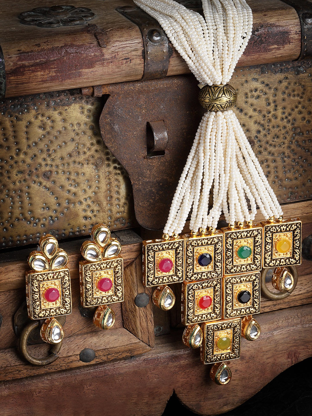 

PANASH Gold-Plated Multicolour Kundan & Pearl Handcrafted Jewellery Set