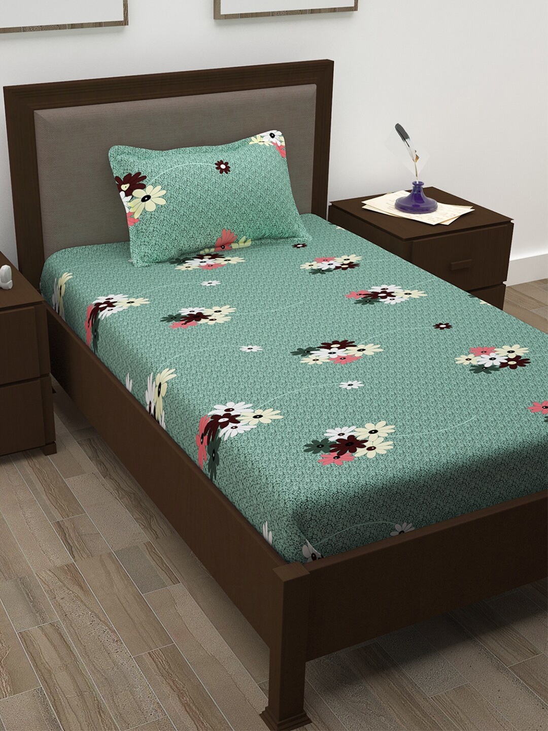 

Story@home Green & Multicoloured Floral 208 TC Single Bedsheet with 1 Pillow Covers