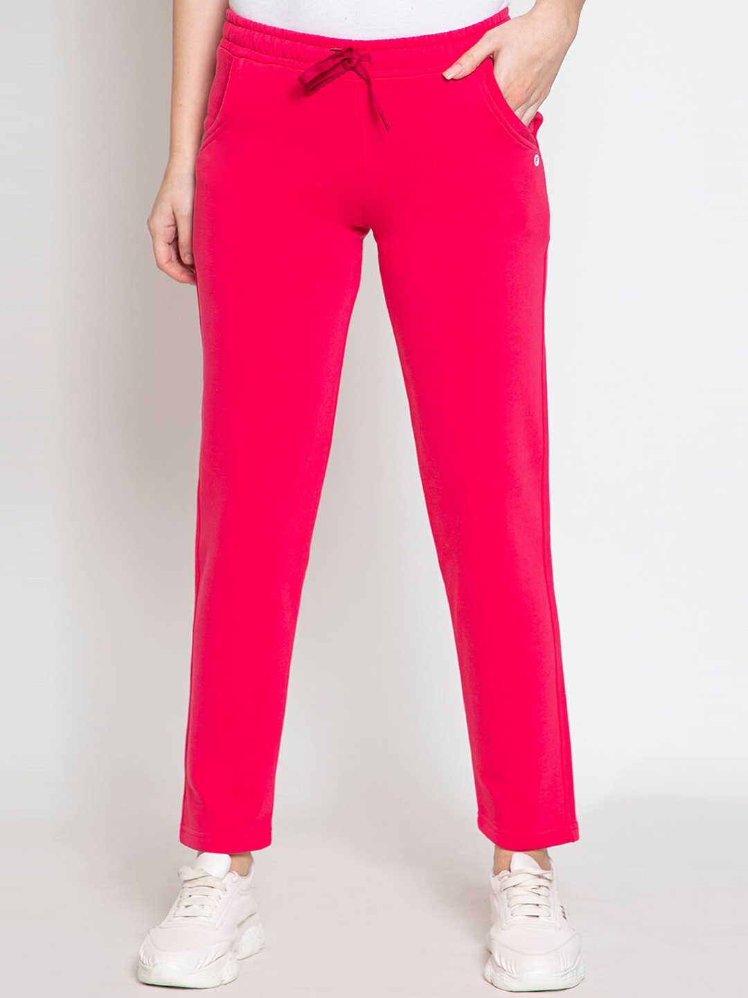 

FEMEA Women Fuchsia Solid Slim-fit Fleece Track Pants
