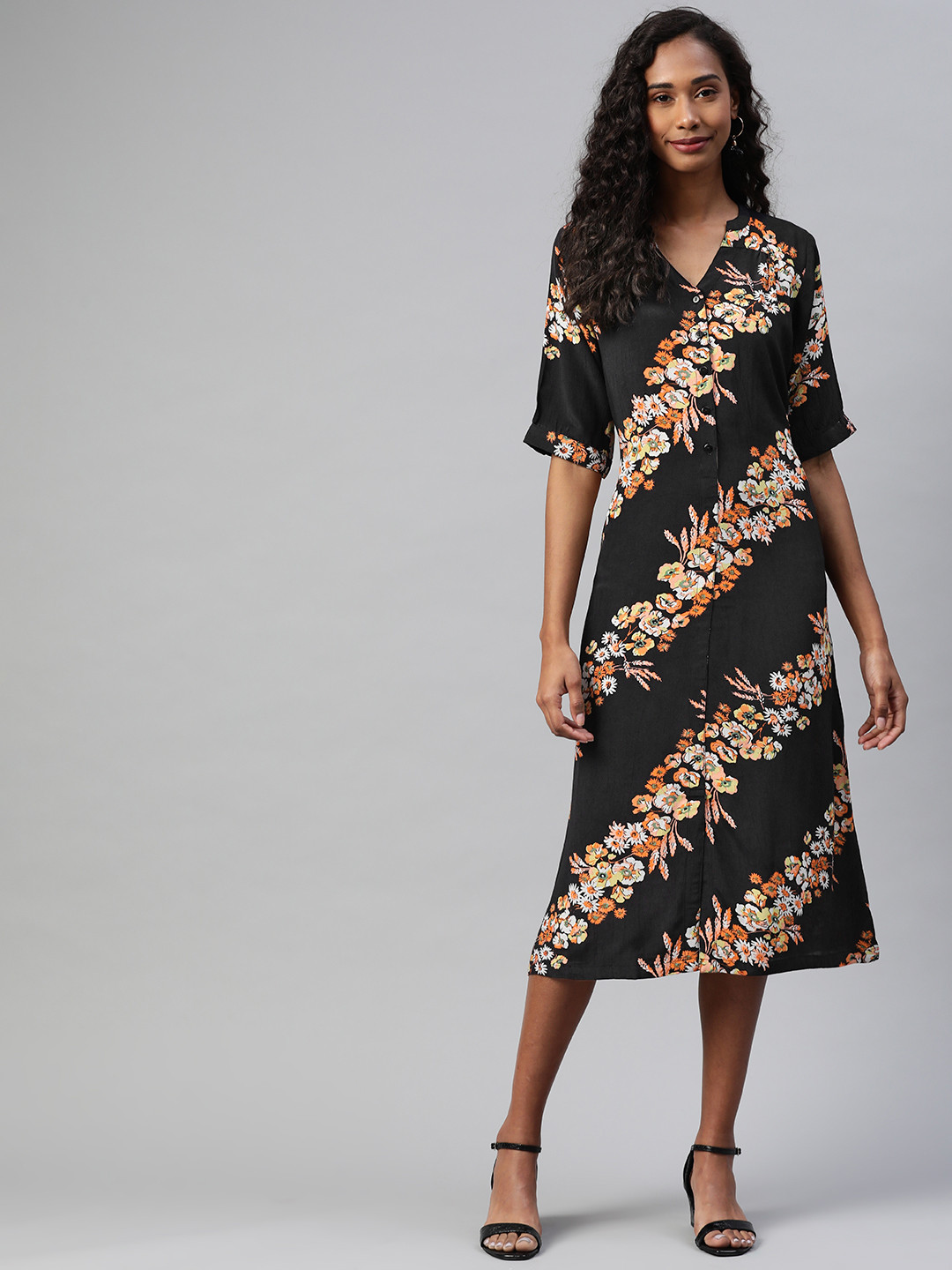 

Ayaany Black & Beige Floral Print A-Line Midi Dress