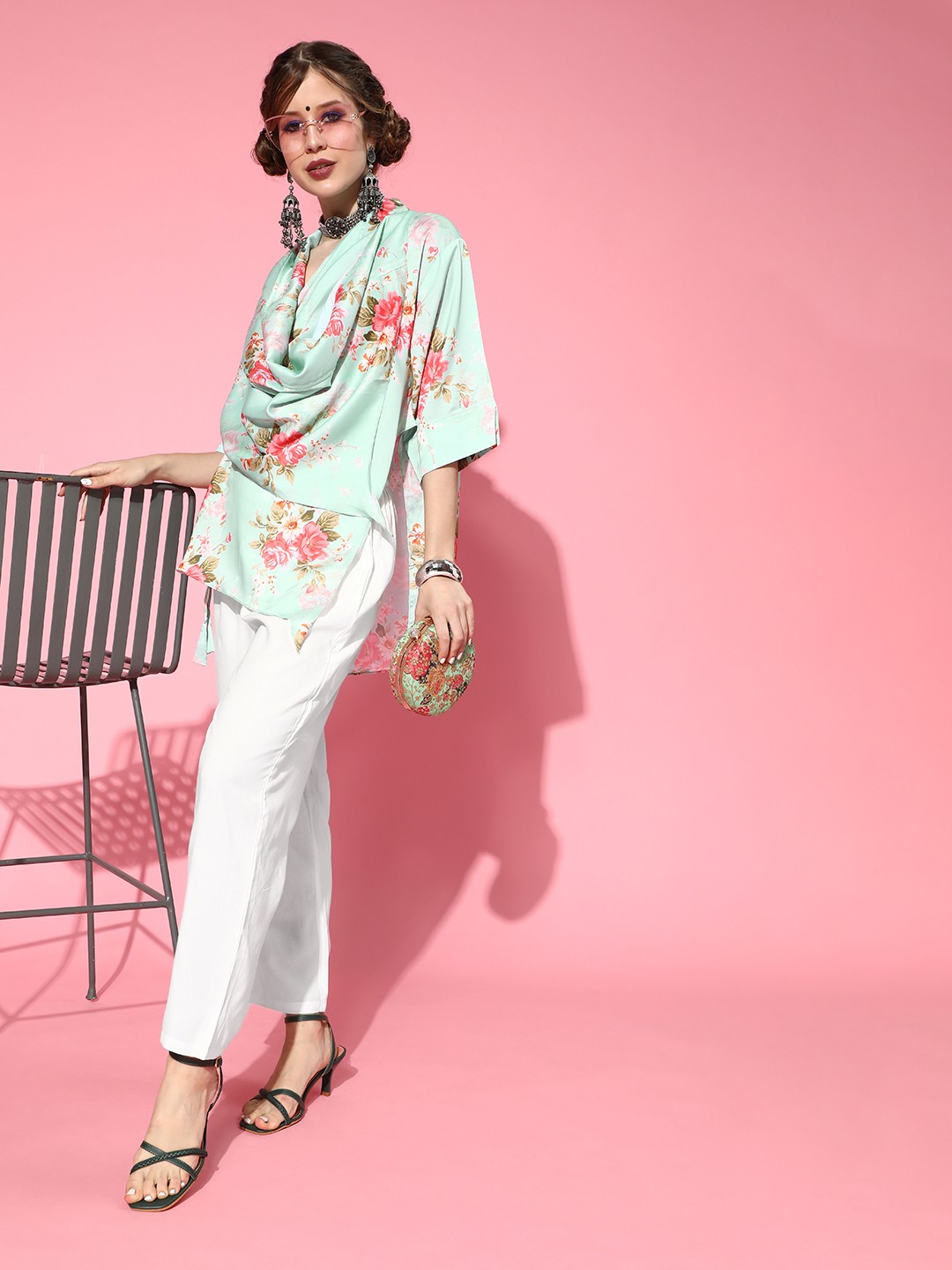 

InWeave Women Green & White Floral Printed Cowl Neck Kurta with Palazzos