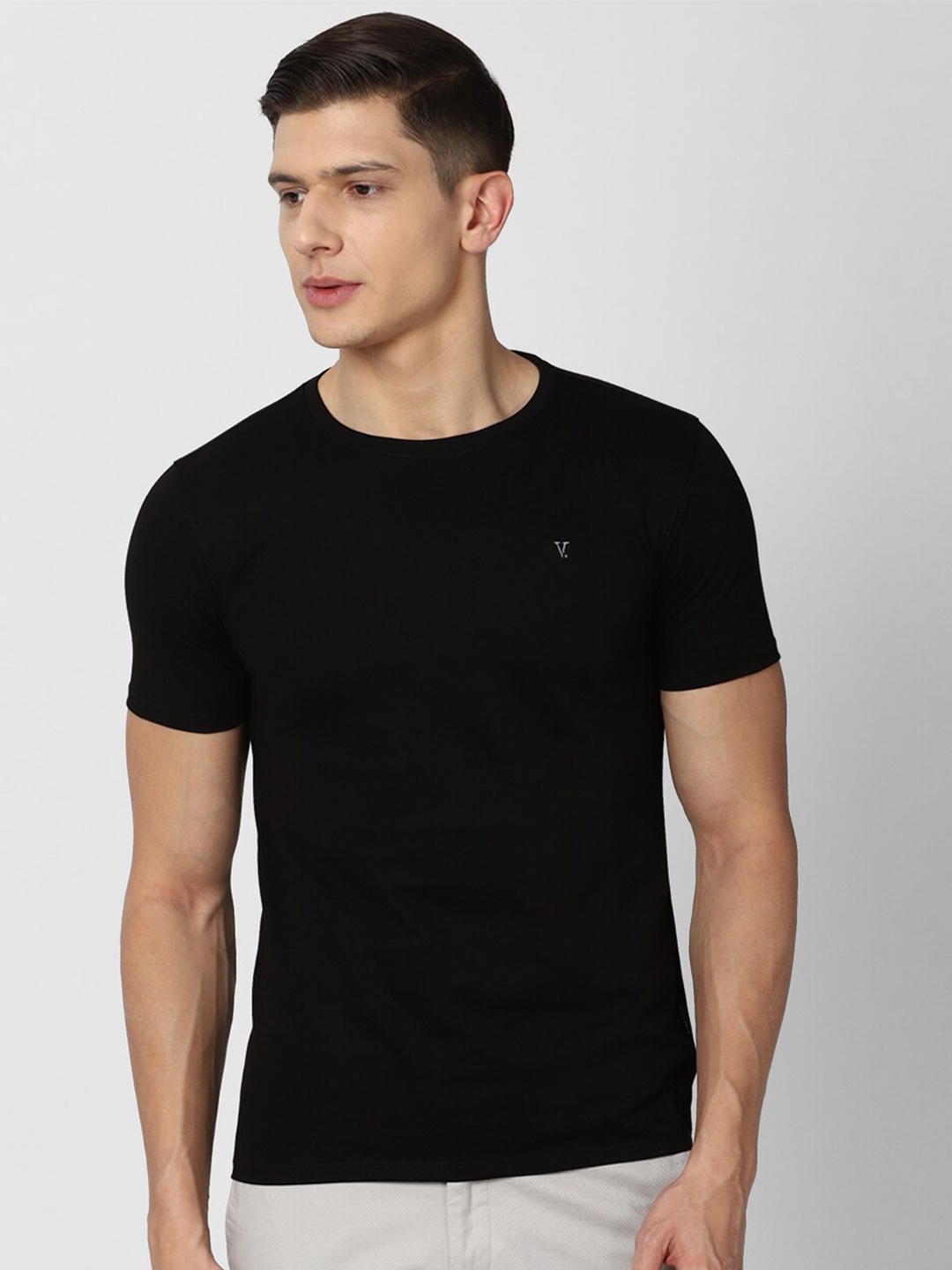 

V Dot Men Black Slim Fit T-shirt