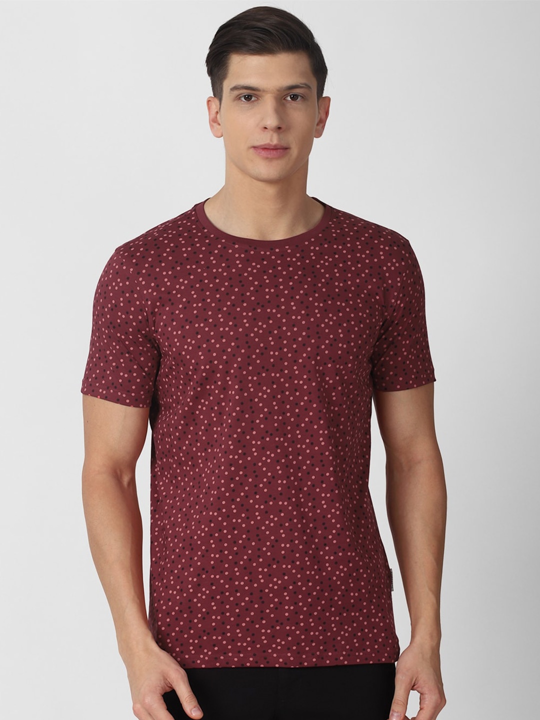 

Van Heusen Sport Men Maroon Printed Pure Cotton Regular Fit T-shirt